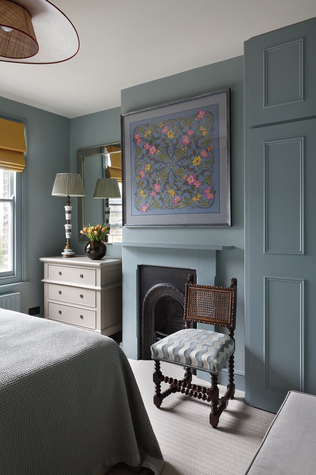 Choosing the Perfect Paint Color for Your Bedroom