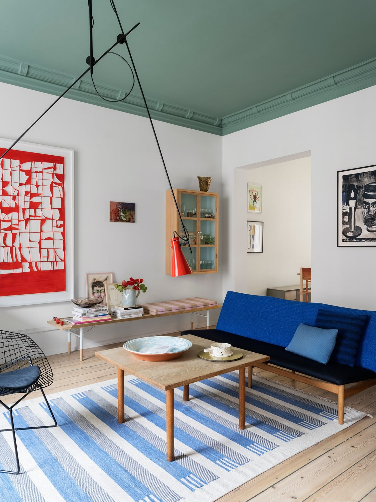 How to Find a Paint Color from a Photo Online